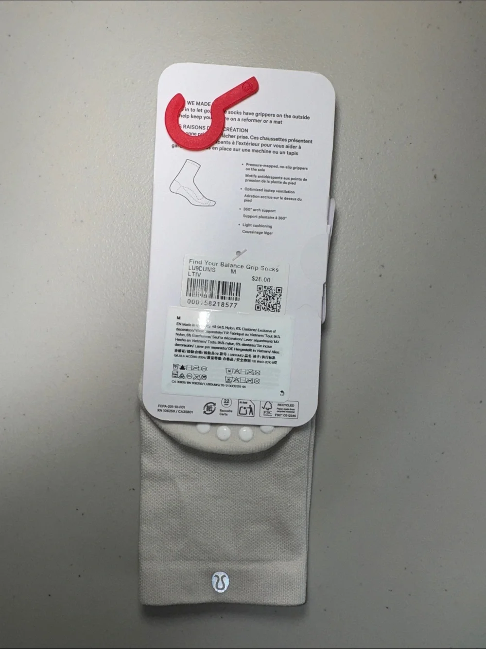 lululemon Unisex Find Your Balance Grip Quarter Socks